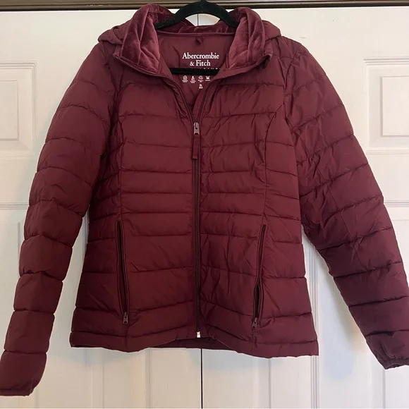 Abercrombie Packable Puffer - Picture 1 of 3